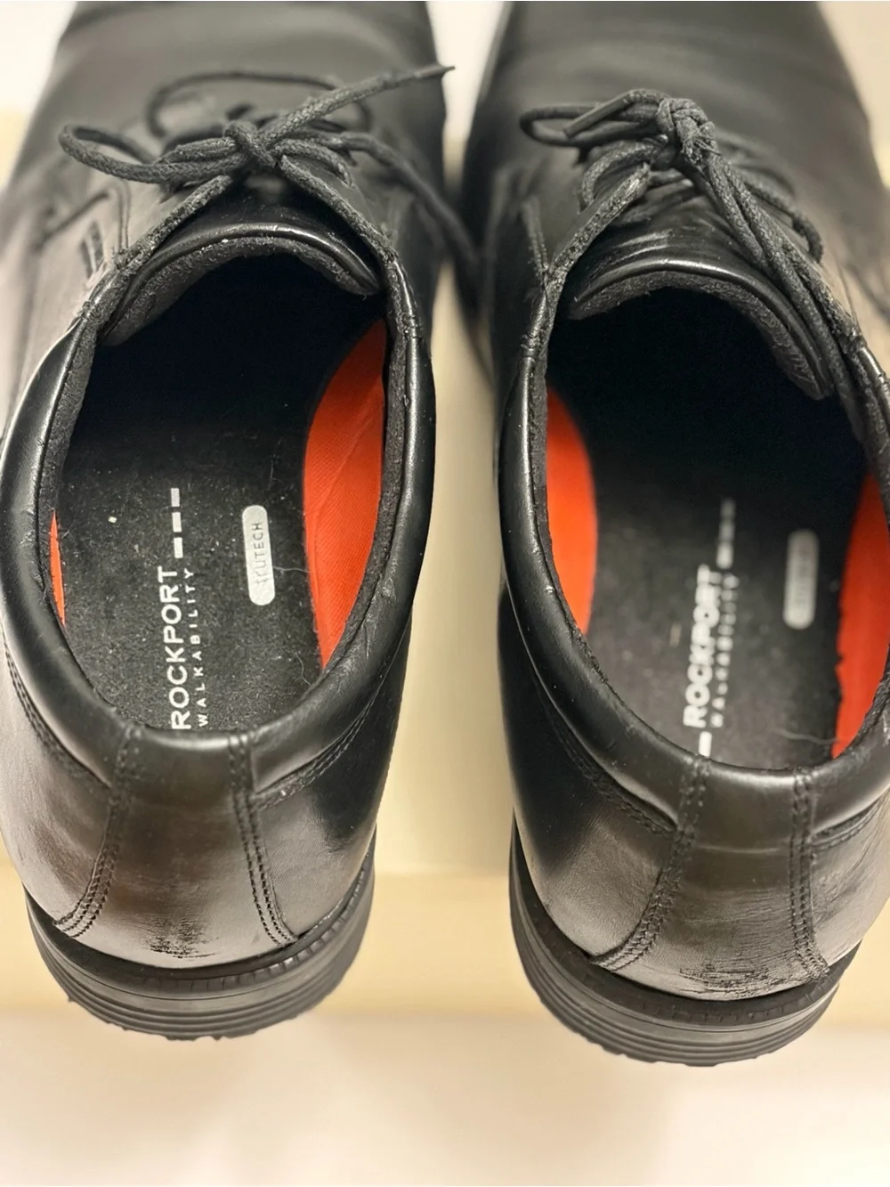 ROCKPORT Men’s Essential Details Dress Shoe Hydroshield Waterproof, Black US 10